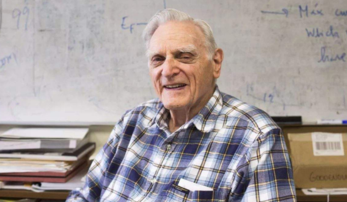 諾貝爾獎(jiǎng)創(chuàng)紀(jì)錄 97歲科學(xué)家成最高齡獲獎(jiǎng)?wù)? /> 
</p>
<p style=